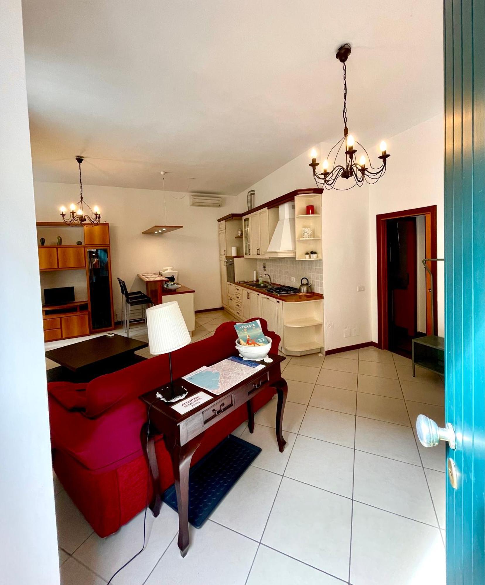 Trionfo Your Home In Trieste Business And Holiday Stays Bagian luar foto